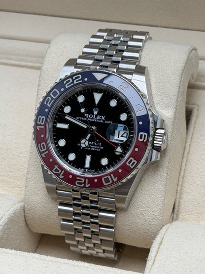 Rolex GMT Master II "Pepsi" – 126710BLRO – 2022 Full Set - £17,995 On Collection0