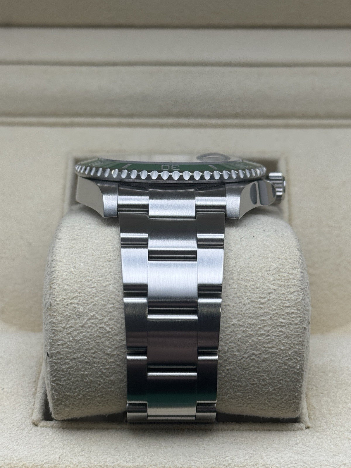 Rolex Submariner Date 126610LV ‘Starbucks’ - Full Set £10,500 Collect6