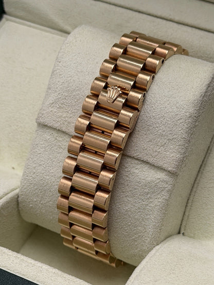 Rolex Day-Date 36mm - 118238 - 2001 - Full Set - £19,500 On Collection9