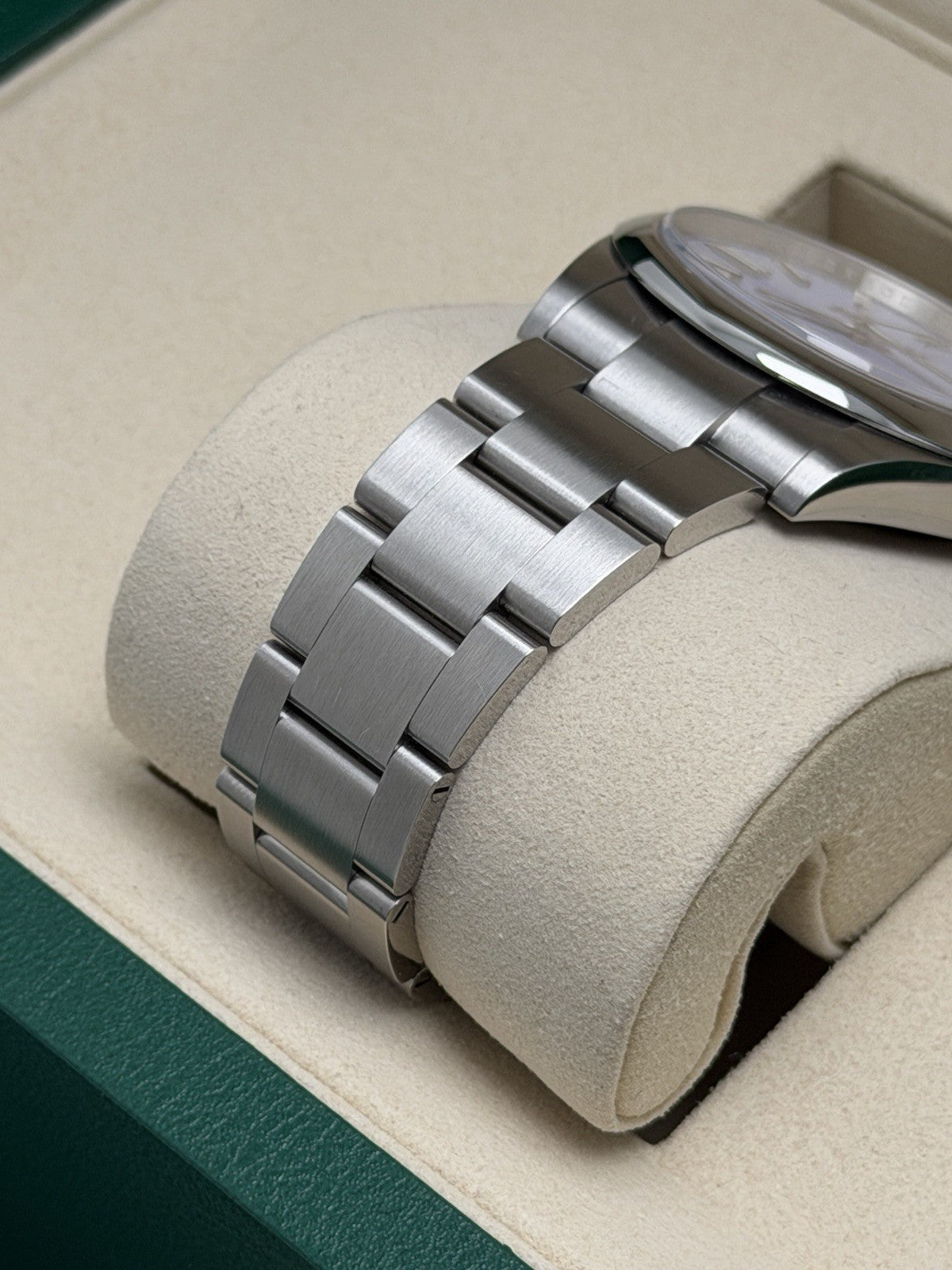 Rolex Oyster Perpetual 41mm - 134200 Lavender - 2025 Full Set - £7995 Collection4