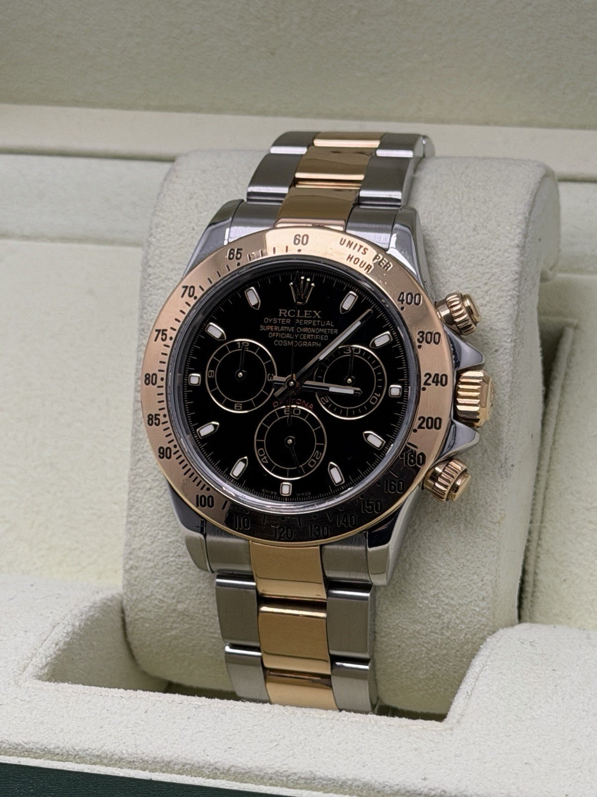 Rolex Daytona - 116523 - Year 2007 - Box & Accessories - £13,750 On Collection0