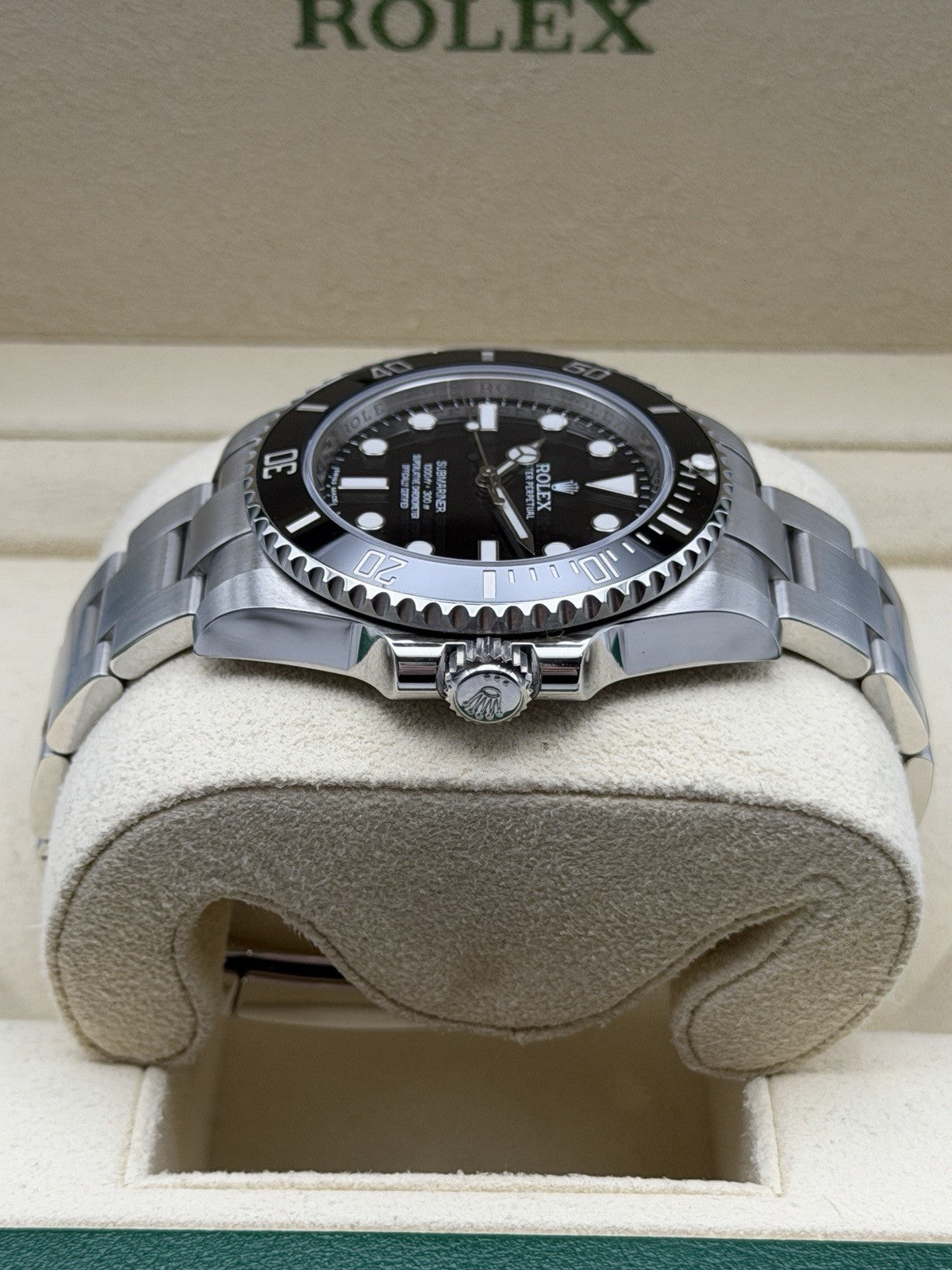 Rolex Submariner 114060 - Full Set - Year 2015 - £8500 On Collection3