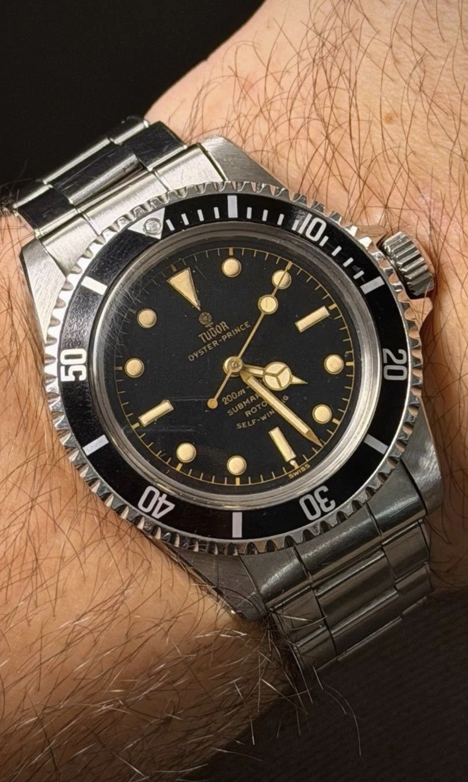 Tudor Submariner 7928 Exclamation Gilt Dial - PCG - 1961 - Box & Papers - £155001