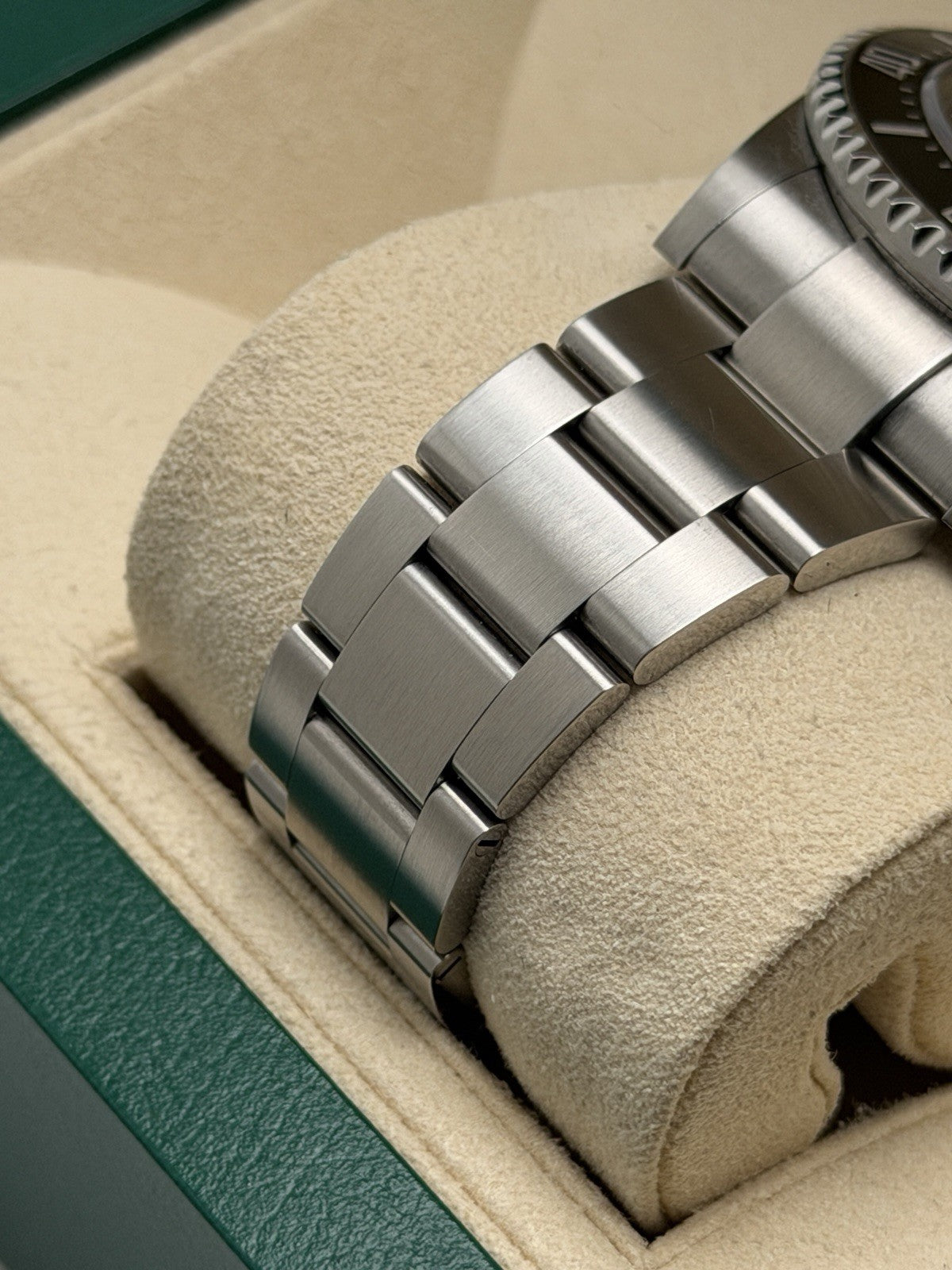 Rolex Sea Dweller - 126600 - 2017 Full Set - £8,995 On Collection4