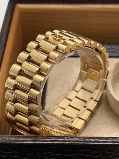 Rolex Day-Date 36mm - 1803 - Boxed - Year 1970 - £12,250 On Collection4