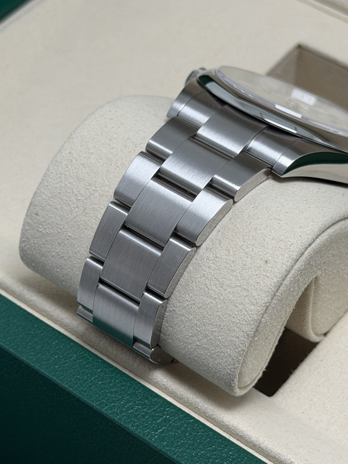 Rolex Oyster Perpetual 41mm - 134300 Pistachio - 2025 Full Set -£7750 Collection7