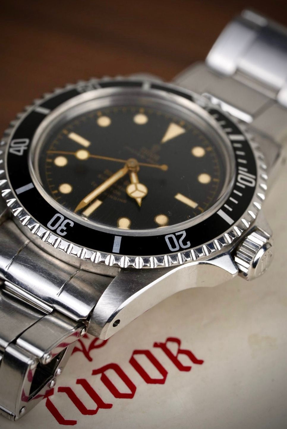 Tudor Submariner 7928 Exclamation Gilt Dial - PCG - 1961 - Box & Papers - £155005