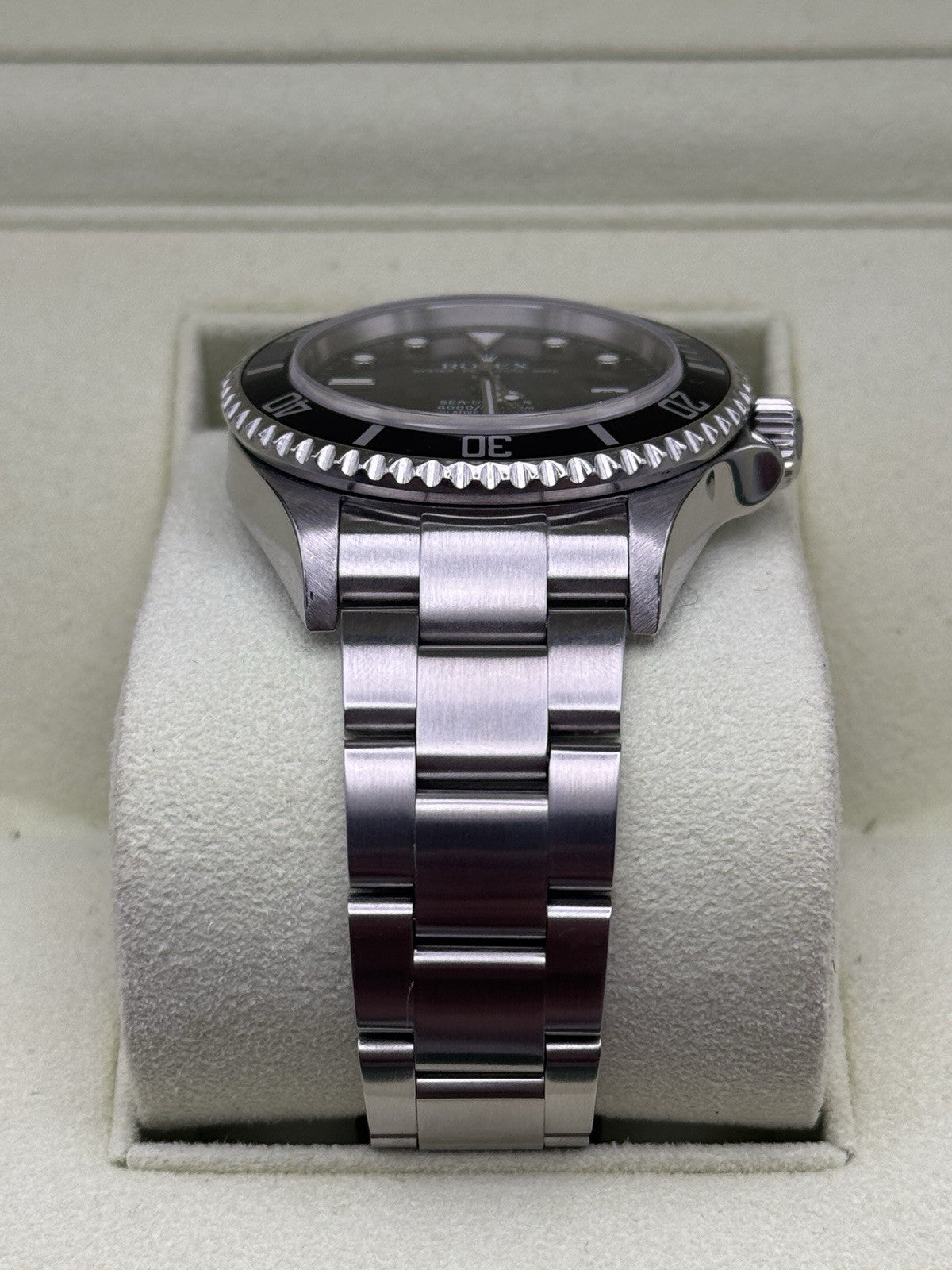 Rolex Sea-Dweller - 16600 - Full Collectors Set - Stunning - £6750 On Collection4