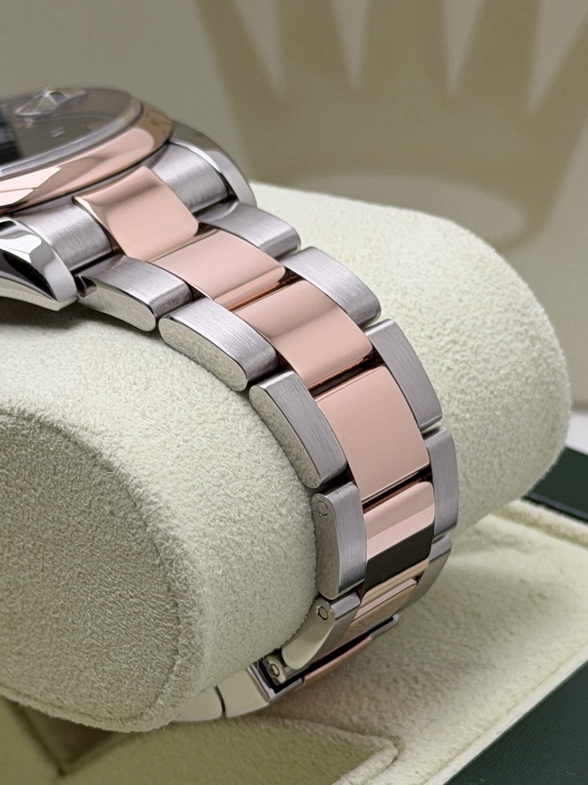 Rolex Datejust 36mm - 116201 - 2015 Full Set - £7,500 Collection7